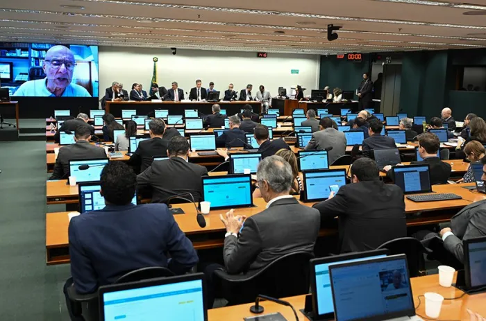 Reunião da Comissão Mista de Orçamento em 2025; colegiado terá nova composição - Foto: Carlos Moura/Agência Senado