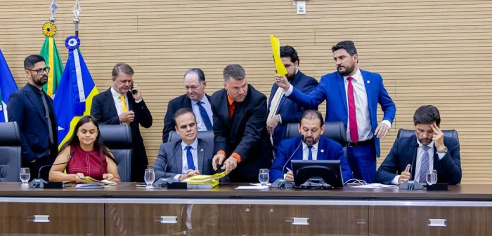  Projetos aprovados durante sessão extraordinária