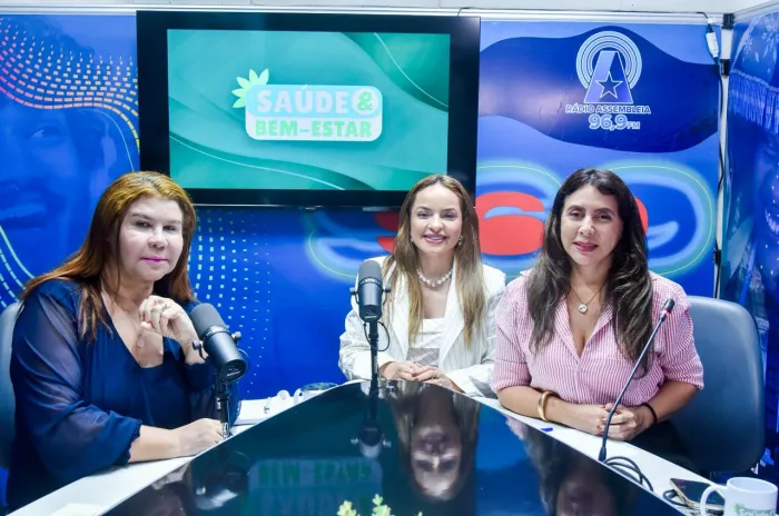 Marina Sousa e Leda Lima conversaram com a farmacêutica esteta Thalita Damasceno
