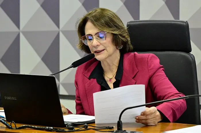 CDH aprova reconhecimento da profissão de cuidador de pessoas com deficiência