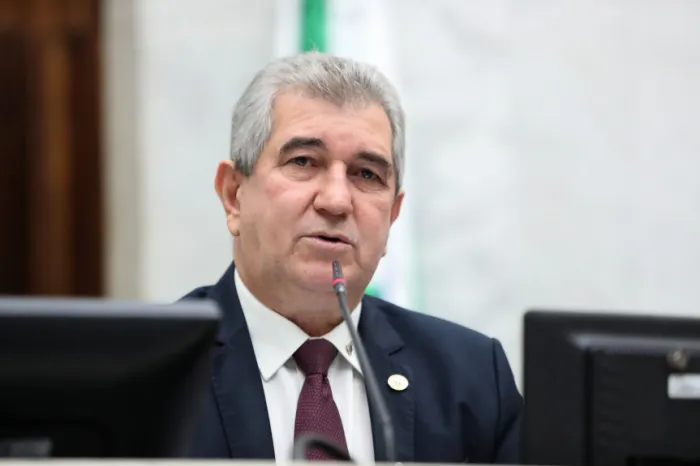 Deputado Bazana (PSD) reage à manifestação do MEC no STF e reafirma defesa das APAEs e escolas especializadas do Paraná