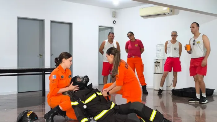 Corpo de Bombeiros atualiza procedimentos com técnicas modernas de resgate