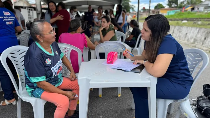 Caravana do Cuidar leva serviços gratuitos para moradores da Comunidade Padre Hildon Bandeira