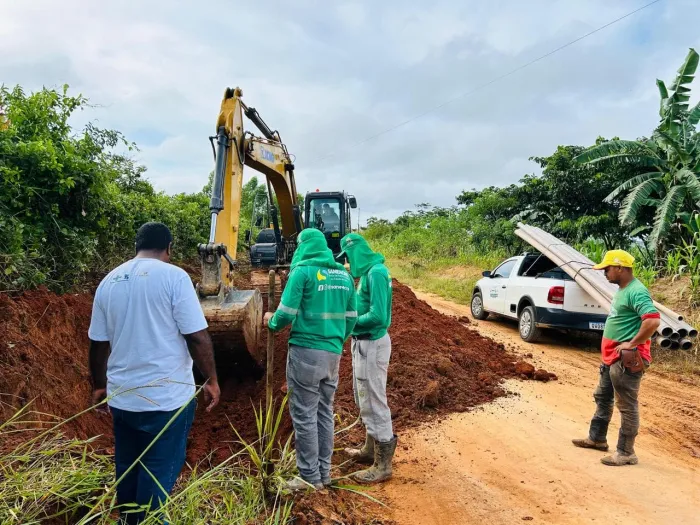 Governo e prefeitura realizam expansão da rede de água em Assis Brasil e beneficiam famílias no bairro KM 2
