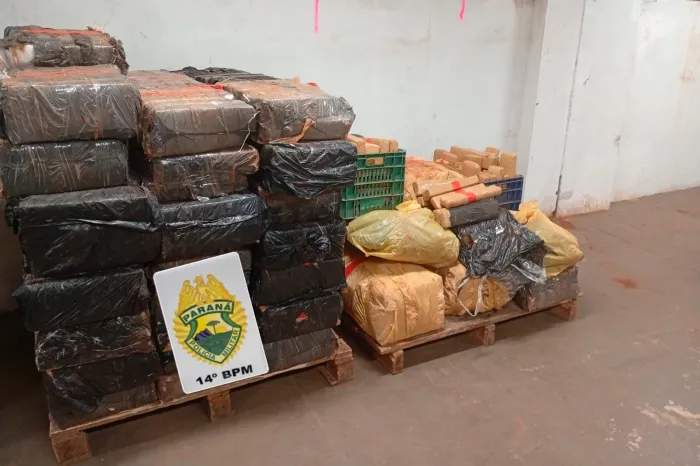 PMPR apreende mais de 880 quilos de maconha em área de mata em Foz do Iguaçu