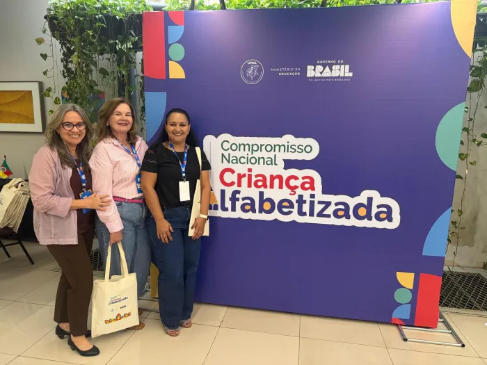 Sedec participa de encontro nacional para fortalecer estratégias de alfabetização infantil