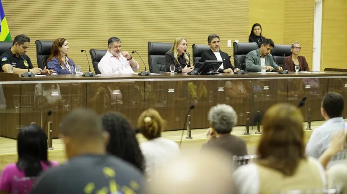  Audiência foi no plenário da Casa de Leis e debateu a causa animal (Foto: Rafael Oliveira I Secom ALE/RO)