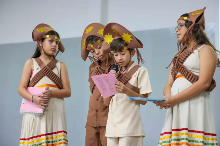 ETI Santa Bárbara celebra literatura de cordel em evento cultural
