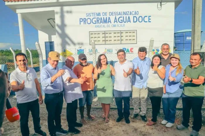 Rafael Fonteles entrega sistema de dessalinização de água e reforma de escola em Acauã; investimento total é de R$ 3,2 milhões