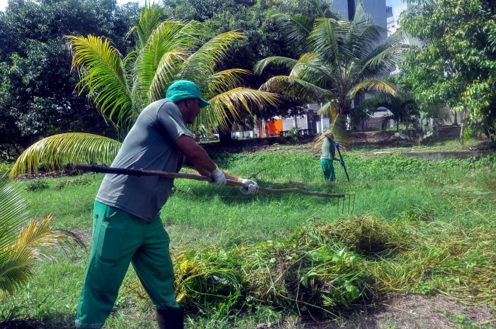 Emlur mantém serviços de limpeza nesta sexta-feira e durante o ponto facultativo e feriado