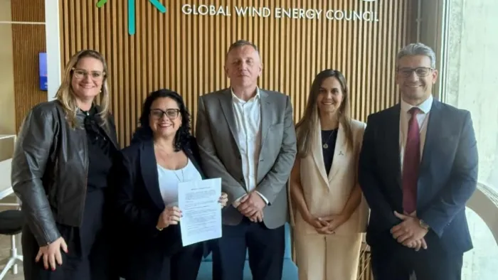 Marjorie Kauffmann (2ª da esq. para dir.) e outros representantes do governo participaram do ato nesta sexta (17) -Foto: Ascom Sema