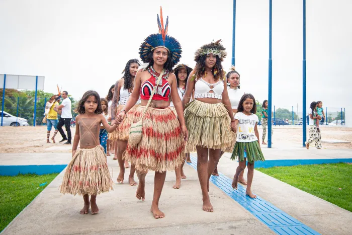 Livro adota a perspectiva de protagonismo, apresentando os povos indígenas como sujeitos ativos - Alexandre Teixeira/Ascom Seduc