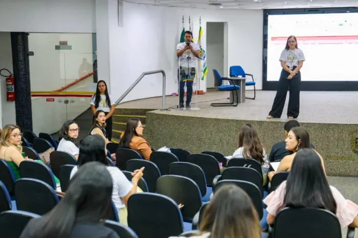 Sesapi promove encontro para garantir cuidado integral a usuários dos CAPS e fortalecer políticas de saúde mental no Piauí