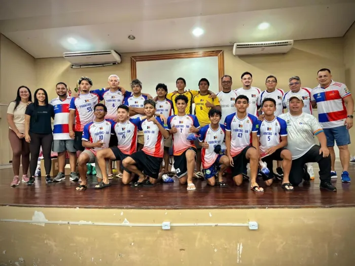 Mais de 260 atletas recebem uniformes da Prefeitura para disputa do JEA’s Pólo III