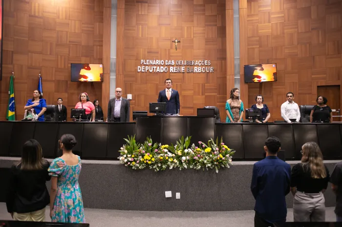 ALMT concede honrarias para voluntários da IBN Cristo Rei e Hospital do Câncer