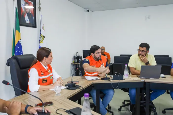 Prefeito anuncia Pontos de Apoio a famílias atingidas por alagamentos