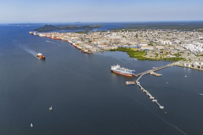 Foto: Claudio Neves/Portos do Paraná