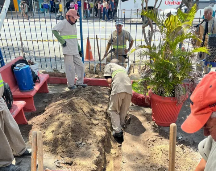 Sedurb realiza manutenção em shoppings populares, Cecaf, mercados e cemitérios públicos