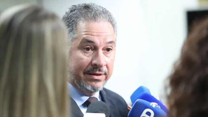 Projeto de lei cobra mais segurança com traves de futebol em espaços esportivos do Paraná