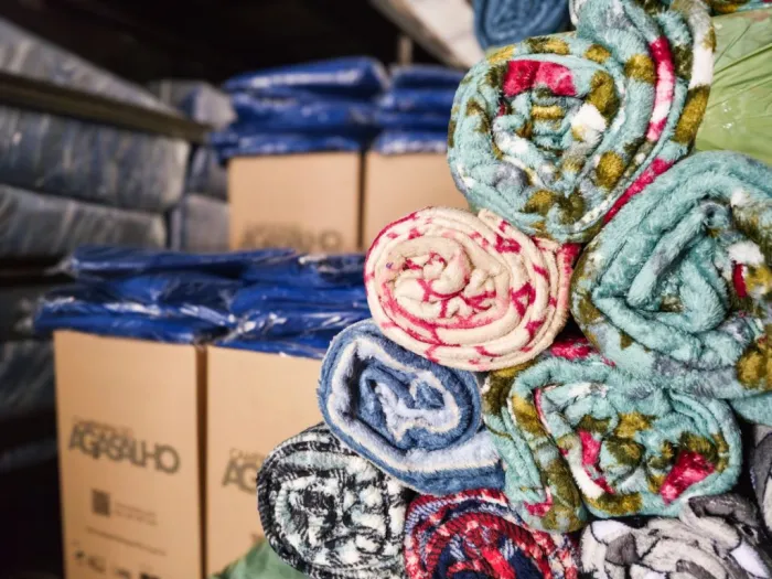 Realizada anualmente, a campanha fortalece uma ampla rede de solidariedade formada por municípios, empresas e organizações da sociedade civil.