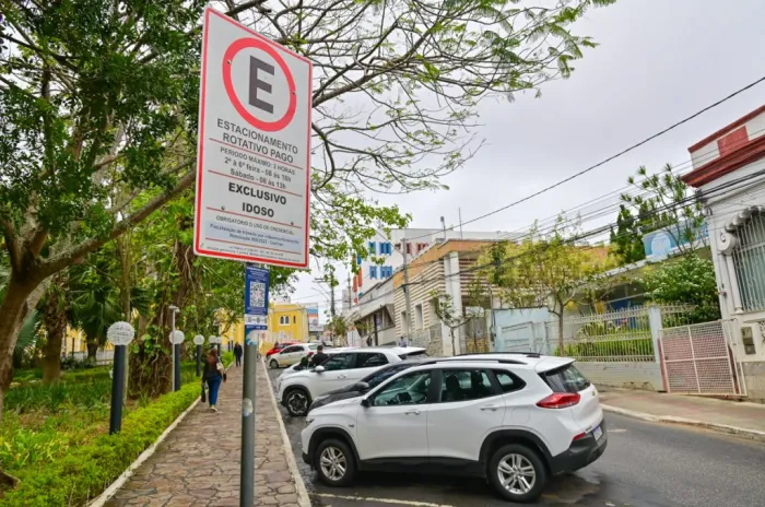 Prefeitura institui comissão para fiscalizar concessão do Sistema de Estacionamento Rotativo Pago