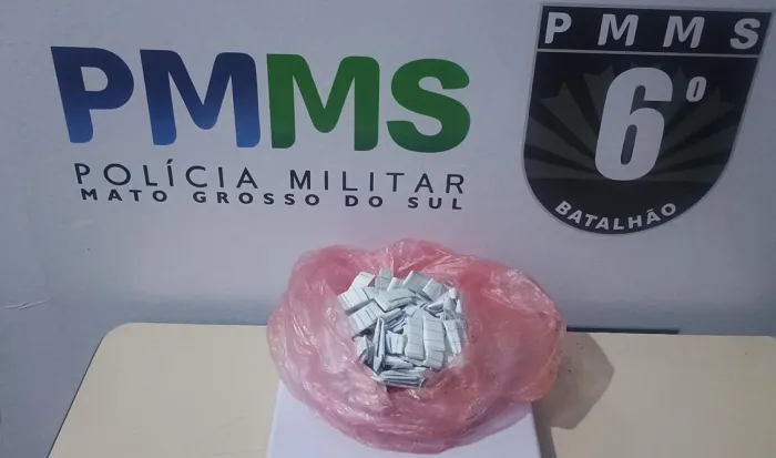 POLÍCIA MILITAR APREENDE DROGA DURANTE AÇÃO PREVENTIVA EM CORUMBÁ