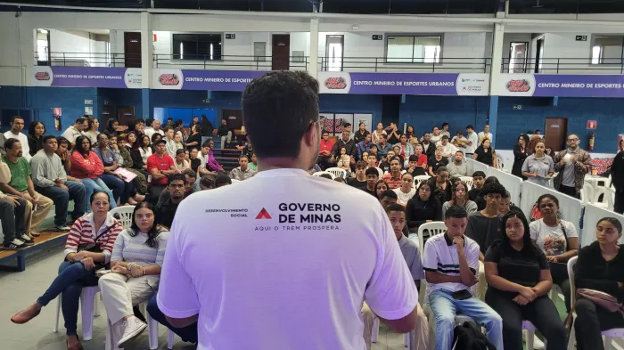 Governo de Minas realiza mutirão com milhares de vagas para jovens em busca do primeiro emprego