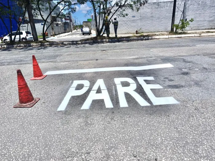 Semob-JP intensifica serviços de sinalização viária em 46 bairros na Capital