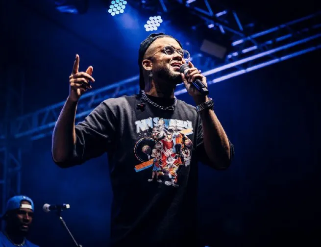 Cantor Jeffinho e grupo Tokesamba se apresentam no sábado no ‘Ssambinha’ do bairro São Francisco