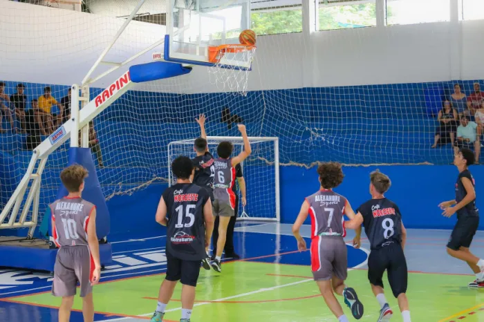 Assembleia Legislativa debate medidas de combate à violência em competições esportivas infantojuvenis no Paraná