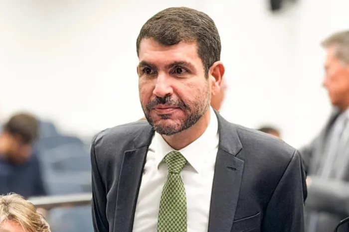 A demanda foi apresentada por Rui do Lagoa, presidente da Associação de Moradores do bairro São Jorge da Lagoa