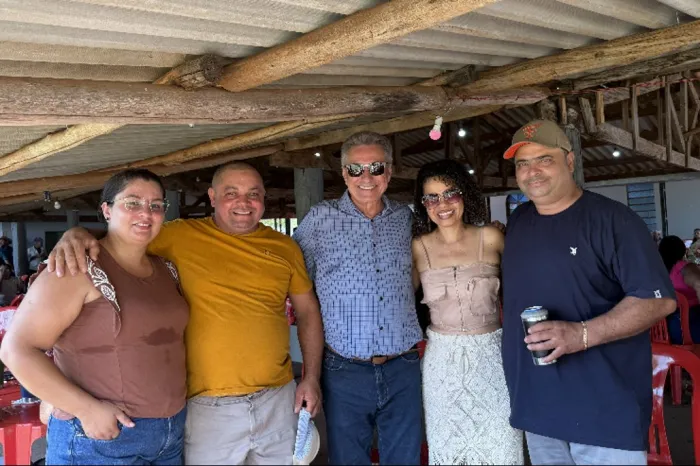 O evento reuniu moradores, lideranças e apoiadores em torno de uma importante ação beneficente voltada à manutenção da capela e à promoção de melhorias para a população local