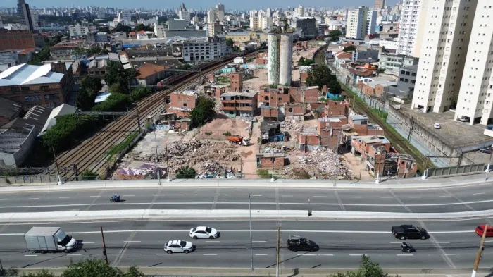 Do Moinho Central na década de 1940 às ocupações, incêndios e o recomeço com dignidade: conheça a trajetória da última favela do centro de SP