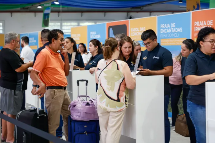 Navio maior: temporada de cruzeiros pode trazer 36% mais turistas ao Litoral do Paraná