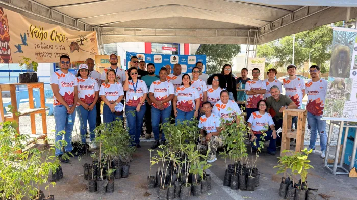 Órgão promoveu uma blitz ambiental com distribuição de mudas nativas para a população - Ascom IMA/AL