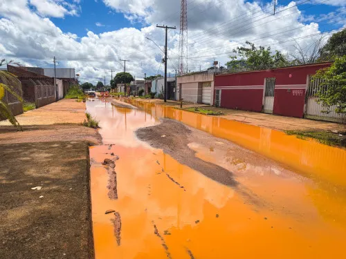 Prefeitura vai implantar drenagem na Rua Bandeirantes após anos de transtornos