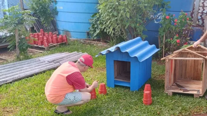 Abrigos produzidos no espaço são destinados às entidades de proteção animal do município -Foto: Divulgação Polícia Penal