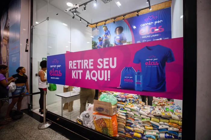 Entrega de kits da corrida “Correr por Elas” ocorre no Parque Shopping Bahia e segue até sábado (25)