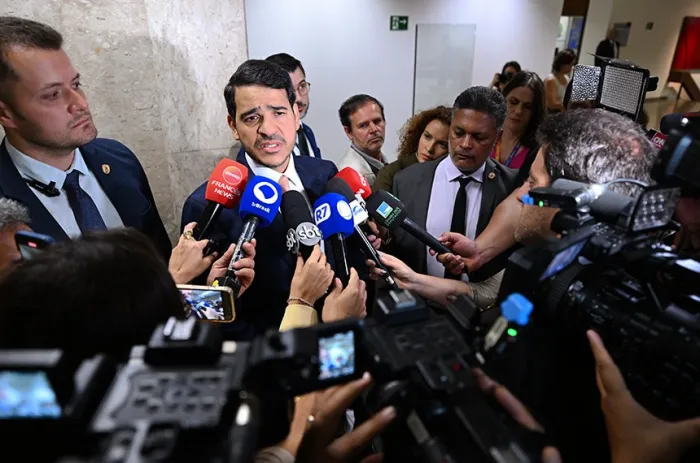 Jorge Messias durante visita ao Senado em novembro do ano passado - Foto: Edilson Rodrigues/Agência Senado