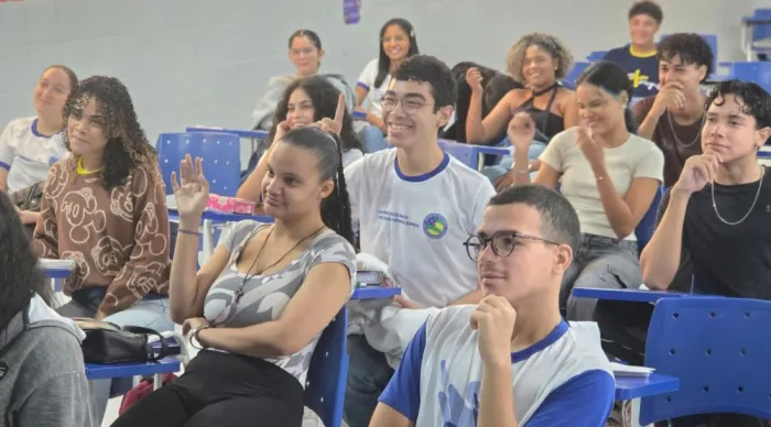Escolas da Rede Pública Estadual de Ensino dedicam final semana a atividades de preparação para o Enem