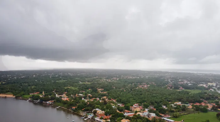 Governo de Sergipe emite aviso meteorológico e alerta para chuvas moderadas a intensas em todo o estado