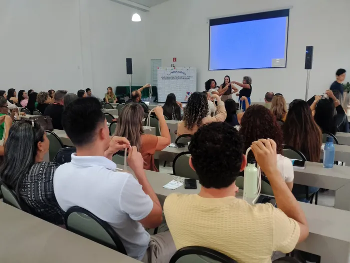 Diretores e coordenadores escolares participam de novo ciclo de formação continuada