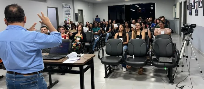  A programação contou com atividades práticas e momentos de interação (Foto: Assessoria parlamentar)