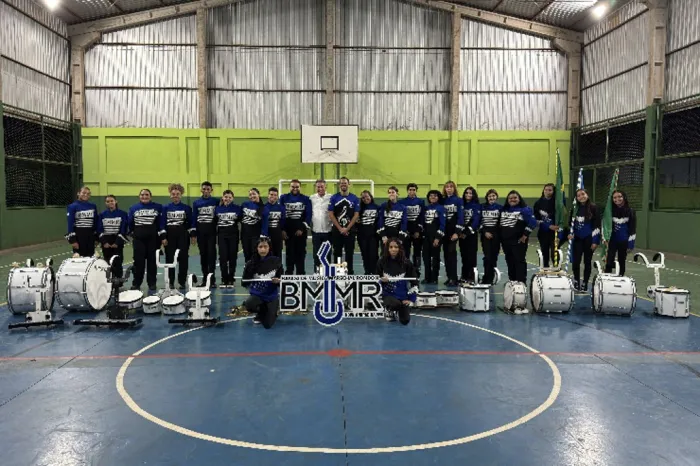 Hashioka entrega uniformes e instrumentos para banda musical da Escola Marechal Rondon
