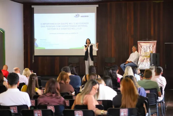 - Na ocasião foram apresentadas novas diretrizes de cuidado e controle da HAS (Foto: Márcio Sampaio)