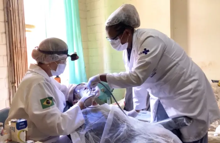 ispositivo atende pacientes idosos e acamados, além de permitir busca ativa de usuários - Divulgação/SMS