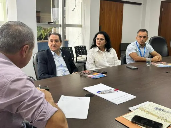 Com diretoria executiva do Sebrae, prefeito dialoga sobre ações ligadas ao empreendedorismo