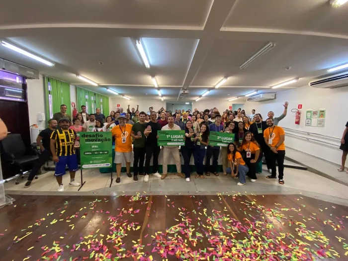 Após 46 horas de imersão, o desafio premiou três equipes com propostas voltadas à solução de gargalos estratégicos do setor - Ascom Sedics