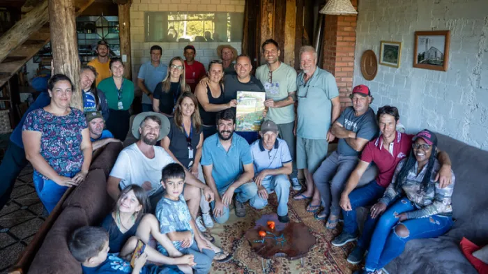 Cerca de 20 agricultores e agricultoras participaram do encontro com o parlamentar. - Créditos: Leonardo Andreiko
