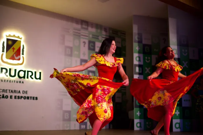 Rede Municipal de Ensino de Caruaru fortalece cultura de paz com vivência do Dia Nacional da Convivência Escolar